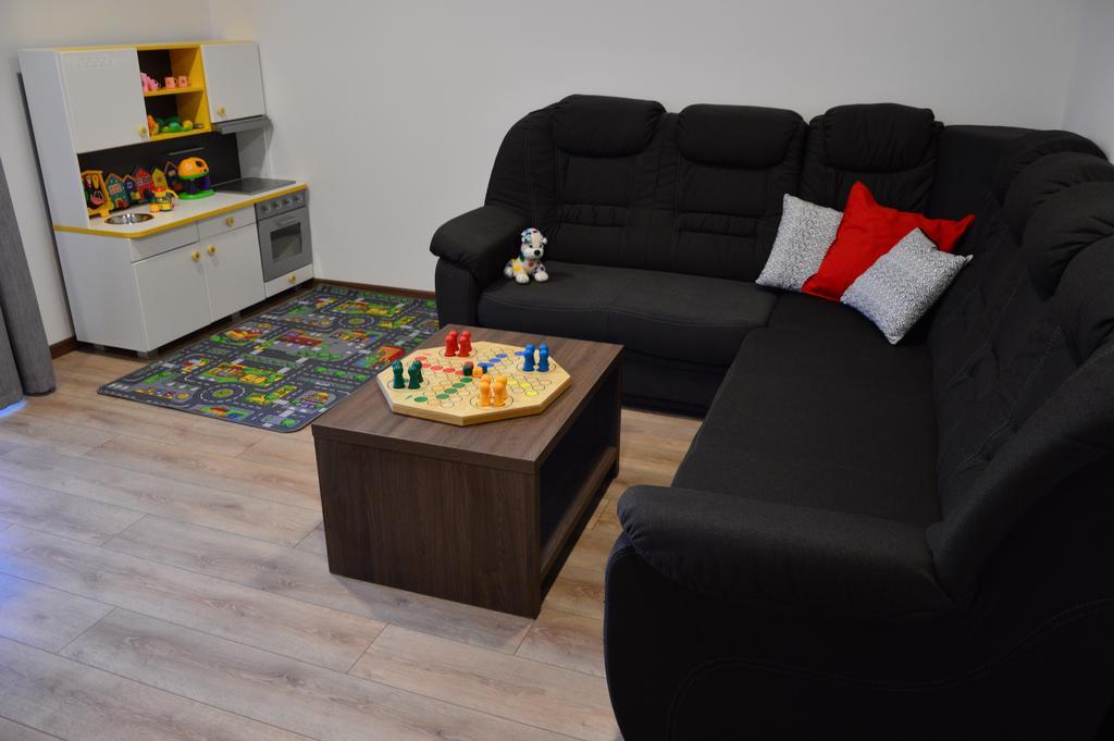Apartmánový Dom Kriváň Besenova Exterior foto