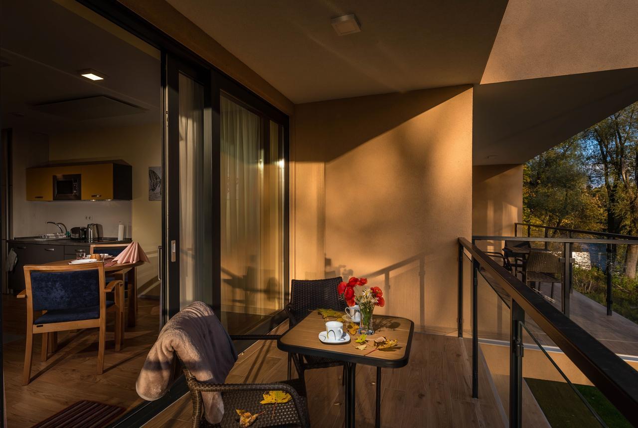 Apartmánový Dom Kriváň Besenova Exterior foto